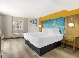 Best Western Plus Raleigh Crabtree Valley Hotel