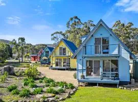 Four Seasons Waterfront Villas