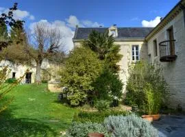 Charmante maison avec jardin privé, cheminée et WIFI - FR-1-381-67