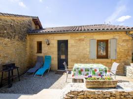 Maison de plain-pied près de Sarlat avec terrasse et barbecue - FR-1-616-28, hotel i La Roque-Gageac
