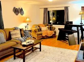 Airport Aurora Bora Bungalow - near airport and shopping