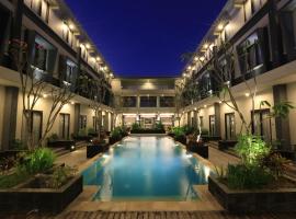 ILLIRA Lite Praya Lombok, hotel en Praya