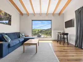 The Derby Lodge 'One Bedroom' apartment retreat!