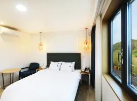 Hotel Ryan