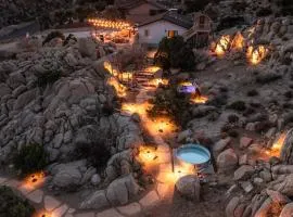 Cozy Retreat Amidst Boulders