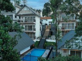 Evaara Resorts, hotel v destinaci Anachal