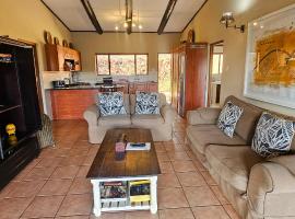 Robin Cottage Da Gama Lake、ホワイトリバーのホテル