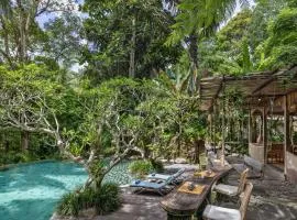 Sacred Beji by Pramana Villas