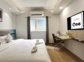 FlxHo Cyber One - Hotel And Banquet- DLF Cyber City