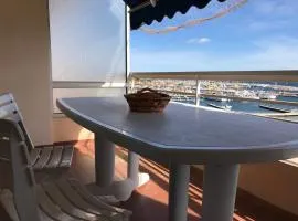 Appartement 2 Pièces avec Terrasse et Vue Mer au Lavandou - FR-1-308-57