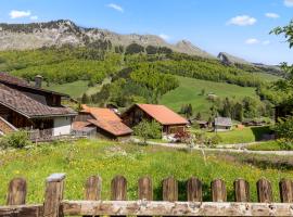 Famille et Nature dans un Chalet Traditionnel, chal&eacute; alpino em Im Fang