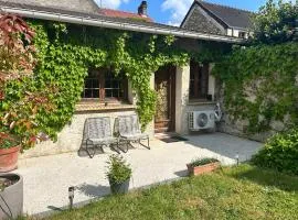Grand studio en rez-de-jardin