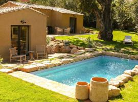 Domaine de Gialla Bergerie Quercia, 4 pers, piscine chauffée, 10 mn plage, hotel a Arraggio