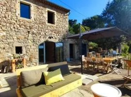 Charming Renovated Workshop In Ardèche