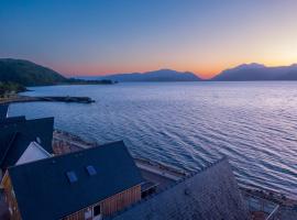 Beach Houses with Hot Tubs, hotel s jacuzzi v destinaci Glencoe