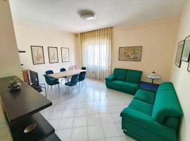 Casa Mirella, hotel v destinaci Pesaro