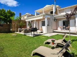 Depis home, in Lefkas town, biệt thự ở Lefkada Town