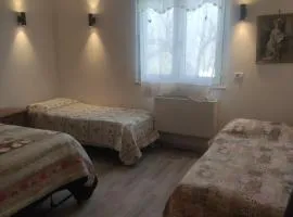 appartamento nuovo fra alberi e trulli