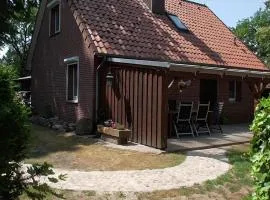 Ferienhaus Mit Überdachter Terrasse Und Carport