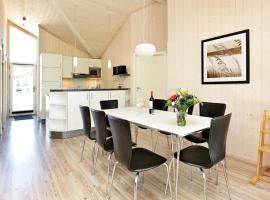 Pretty holiday home with balcony, hotel a Grossenbrode