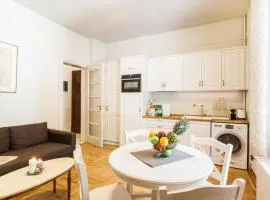 Restored Historic APT in Plaka,Under the Acropolis
