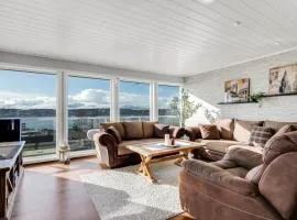 The Highland - Majestic Views & Free parking