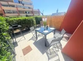 Le Toucan, Front de mer -1 min des plages