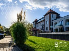 Bordűr Wellness Hotel Superior és Szőnyegmúzeum, hotel in Békésszentandrás