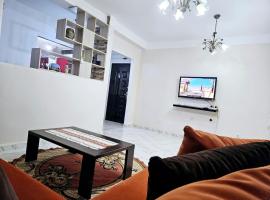 Mezghitane Apartment - Jijel, hotel con estacionamiento en Jijel