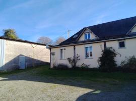 accommodation à la ferme, viešbutis mieste Lubersac