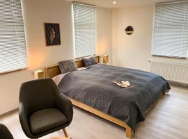 Pension Goldener Zwinger, Bed & Breakfast in Meiningen