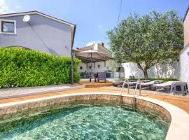 Holiday House Ulika near Pula - Pet Friendly