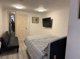 Plymouth - Studio - Stay 2 - Parking - City Centre