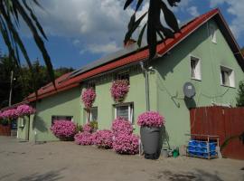 Agroturystyka Sokolec Górski, hotel i Sokolec