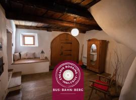 Chasa Curasch, Hotel in Scuol