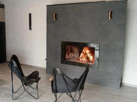 Luxury Mountain Villa in Troodos with Sauna & Fireplace, hotel a Prodromos