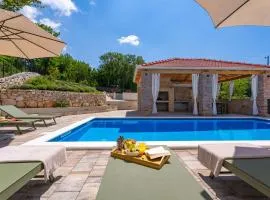 NEW! Villa Domus Alba - A Tranquil Family Hideaway with Private Pool
