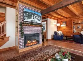 Spacious 5-bedroom Chalet with AC and WiFi in charming Chester