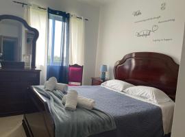 Apartamento Sandra, hotel em Ponta Delgada