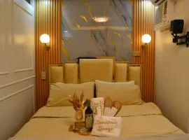 Luxurious Lounge