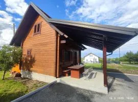 Cypres, modern wooden house with free parking