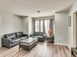 2 Mi to Waterfront Walkable Fall River Apartment!