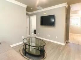 Free Parking! Apartment for You - Park View