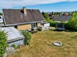 3 Bedroom Awesome Home In Kalvehave