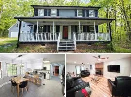 3BR House at Pine Forest Hideaway - 12 Minutes to UNC - Near Jordan Lake