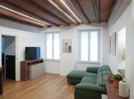 indipendenza 60 Home Como Center
