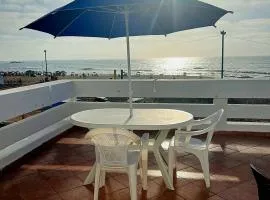 Maison de plage pied dans l'eau pour familles