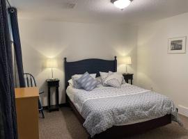 Entire Apartment, hotel in Guelph