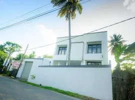 Cozy Deluxe Room Near Ambalangoda Beach