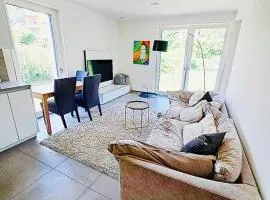 Beautiful Flat with garden view, terrace and parking-105